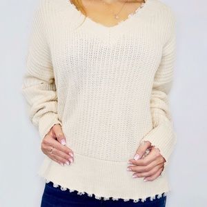 *NEW* CREAM KNIT TOP